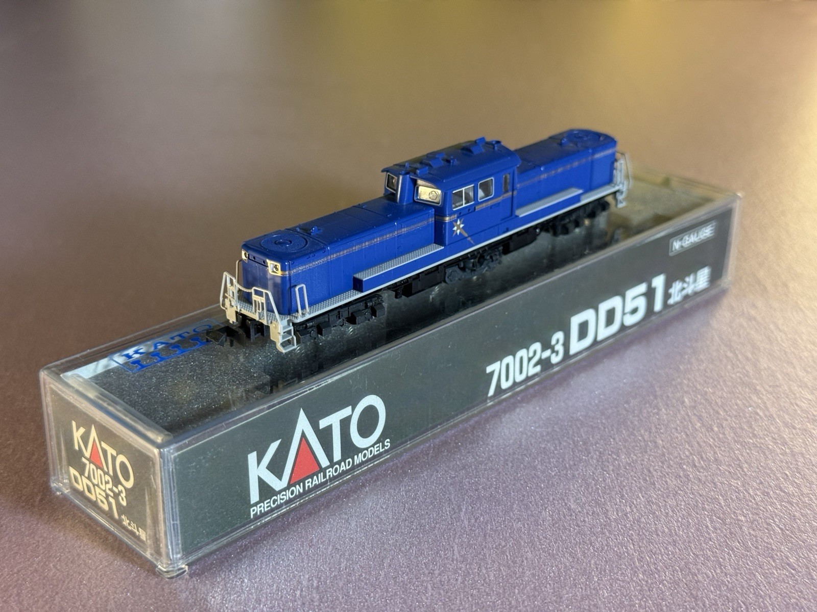 KATO N scale 7002-3 DD51 Locomotive Tested Runs Great Excellent Condition In Box