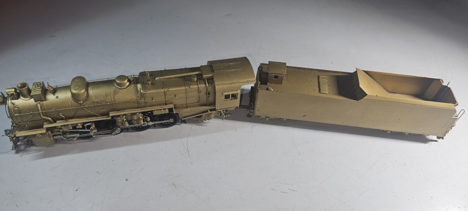 WESTSIDE MODEL CO. HO SCALE BRASS STEAM LOCOMOTIVE AND TENDER, PENNSYLVANIA M-1A