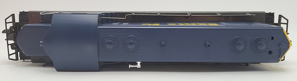 Lionel 6-8355 O Gauge Santa Fe GP-20 Non-Powered Diesel Locomotive w/Horn #8355