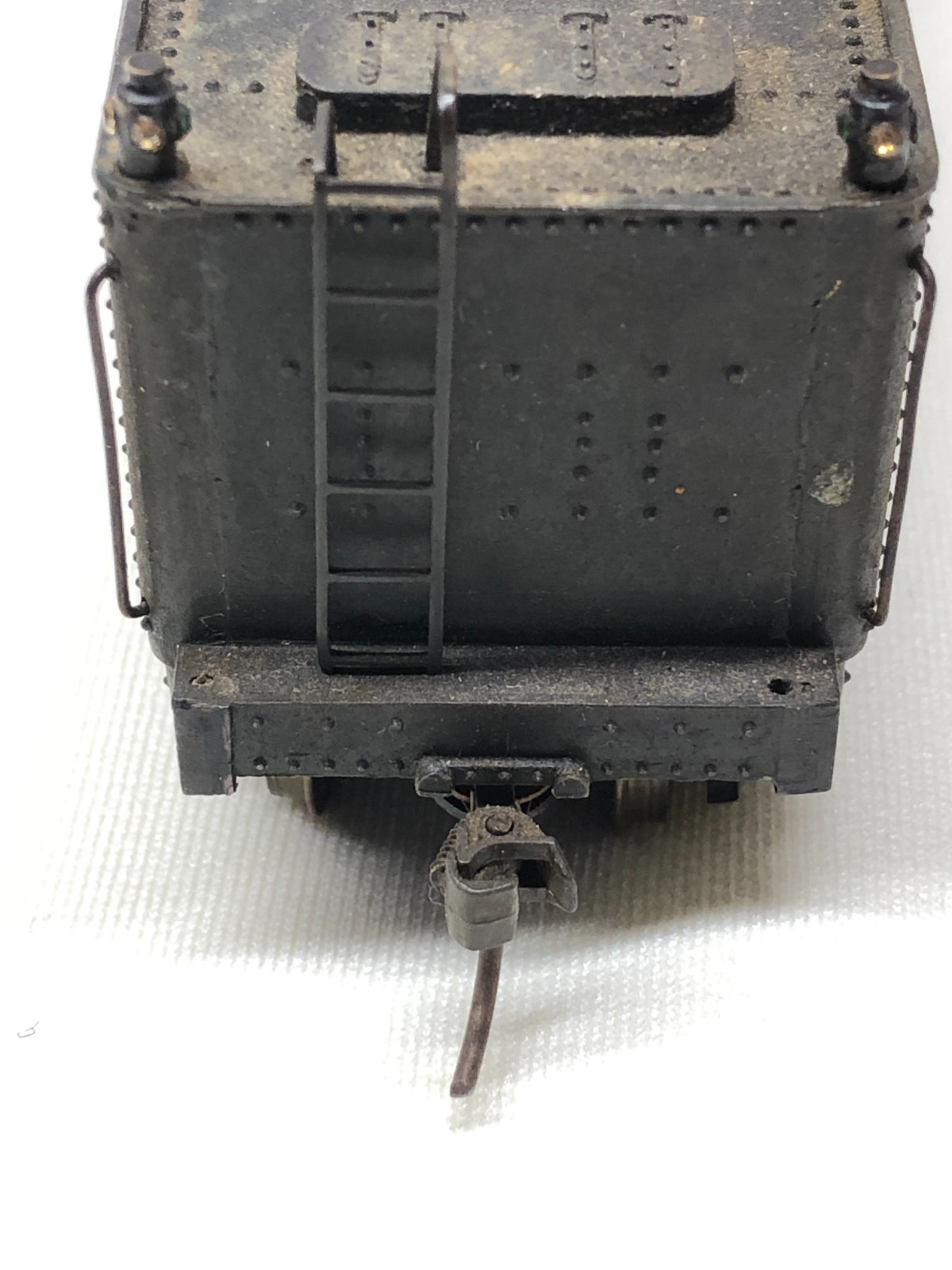 HO Scale Trains – Steam Locomotive plus Tender, Unbranded