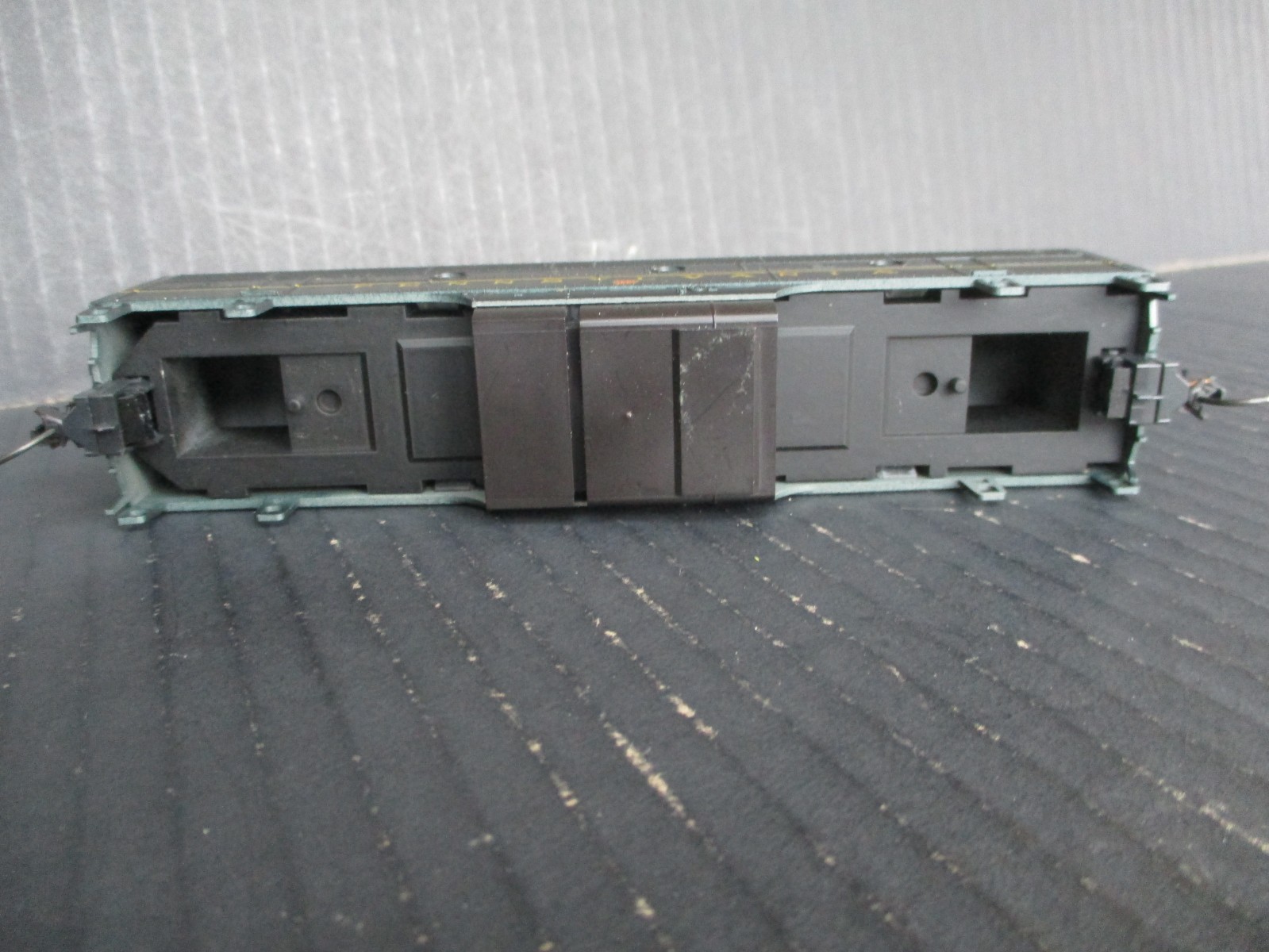 Stewart/Kato Pennsylvania F3B Body & Chassis Frame & Kadees HO Scale No Drive