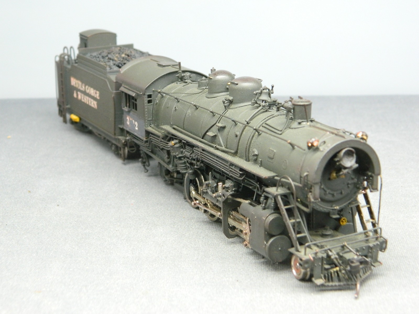 HO 1/87 BRASS Samhongsa DENVER & SALT LAKE 2-8-2 STEAM LOCO & TENDER Repainted