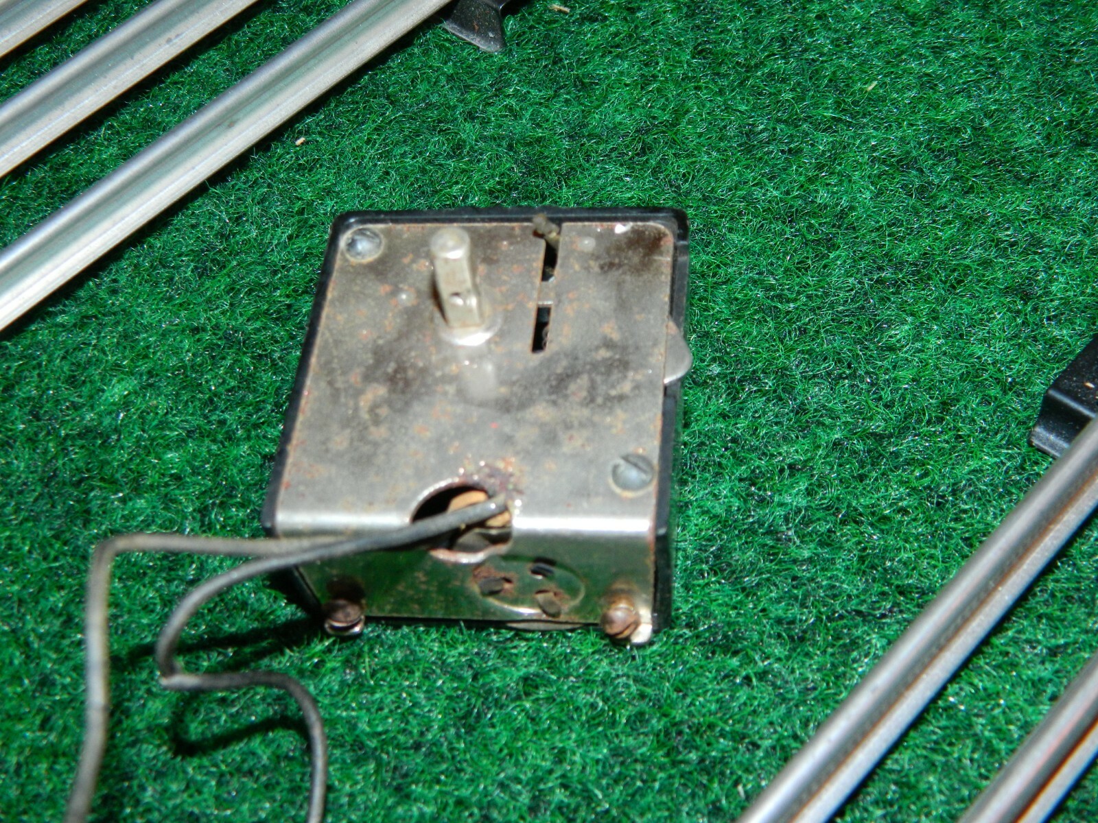 Lionel Original Vintage solenoid mechanism & cover for 3659 3859 3559 Dump Car