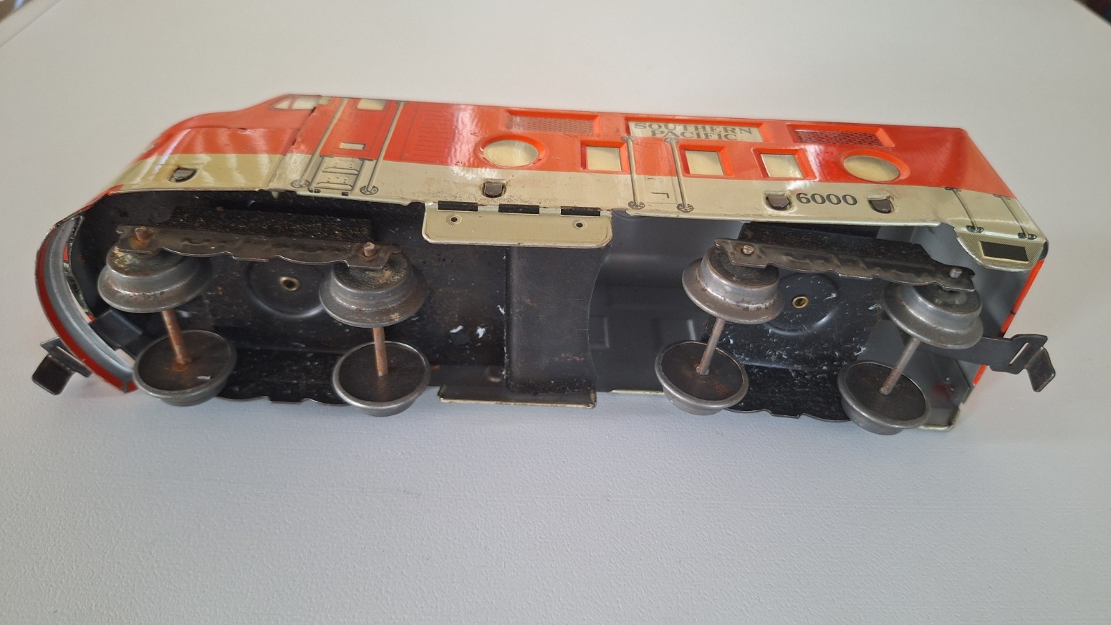 Vintage O Gauge Marx Southern Pacific 6000 Diesel Dummy Locomotive