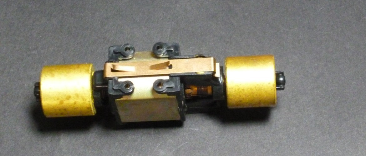 Ho Athearn Diesel locomotive motor GP35,38,38-2,40-2,50,60 U28B F7A.B Brass fly