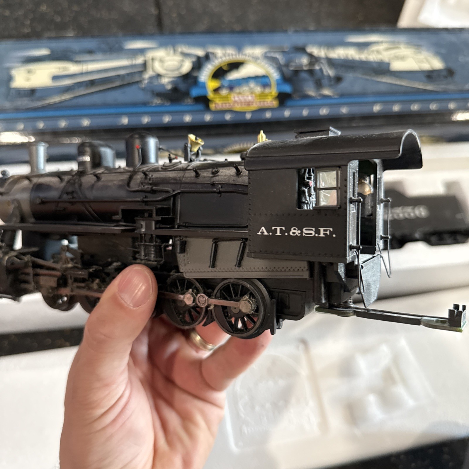 MTH 20-80008A 2-10-0 Russian Decapod Steam Engine Proto Sounds Box