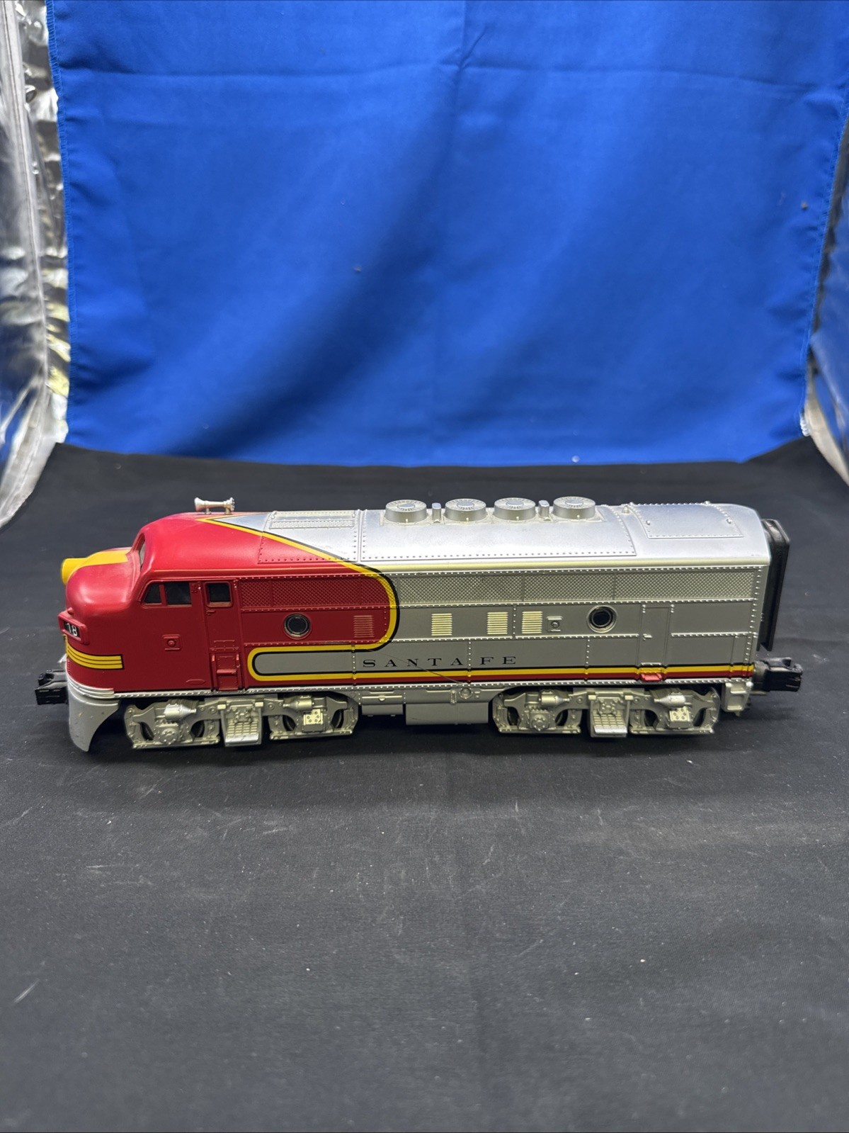 MTH RAIL KING SANTA FE F-3 A UNIT POWERED DIESEL ENGINE #18 RAILSOUND