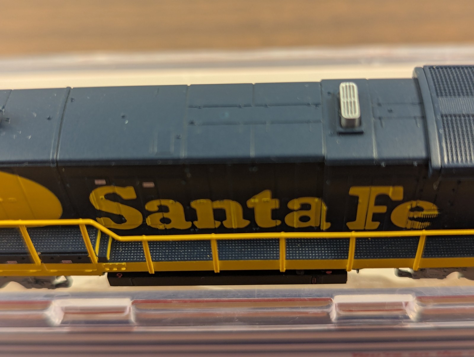 Atlas N Scale GE B23-7 Santa Fe #6365 DCC Ready