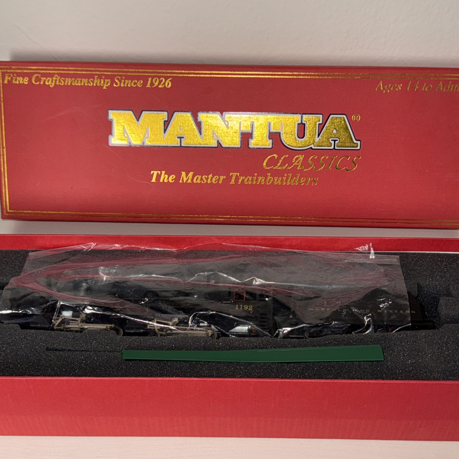 Mantua 345103 2-6-6-2 Norfolk & Western Engine 1192 Articulated Logger &Tender