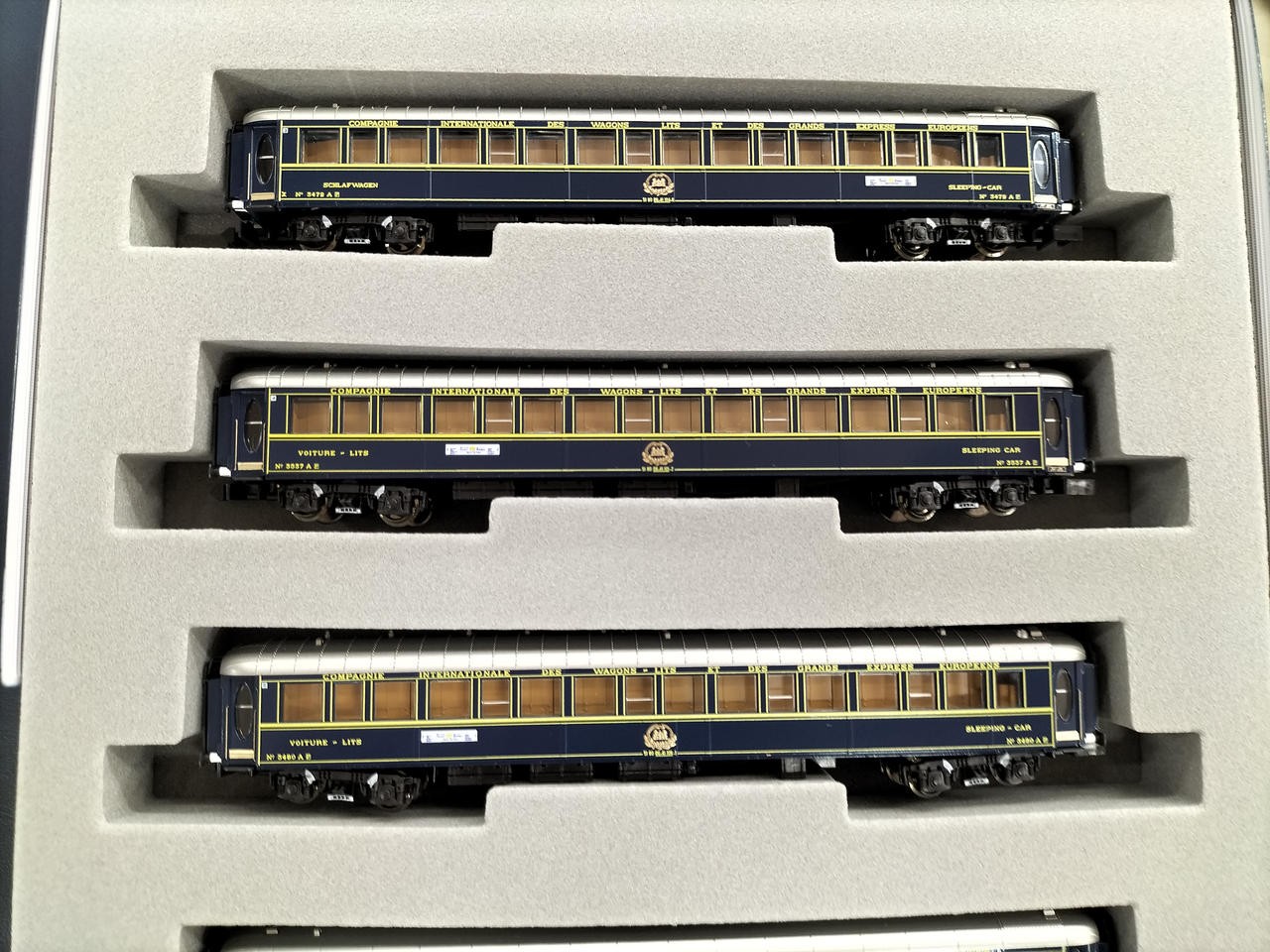 KATO 10-561 10-562 Orient Express 1988 N Scale 13 Car Set Case 12.5×8.5×1.2 in