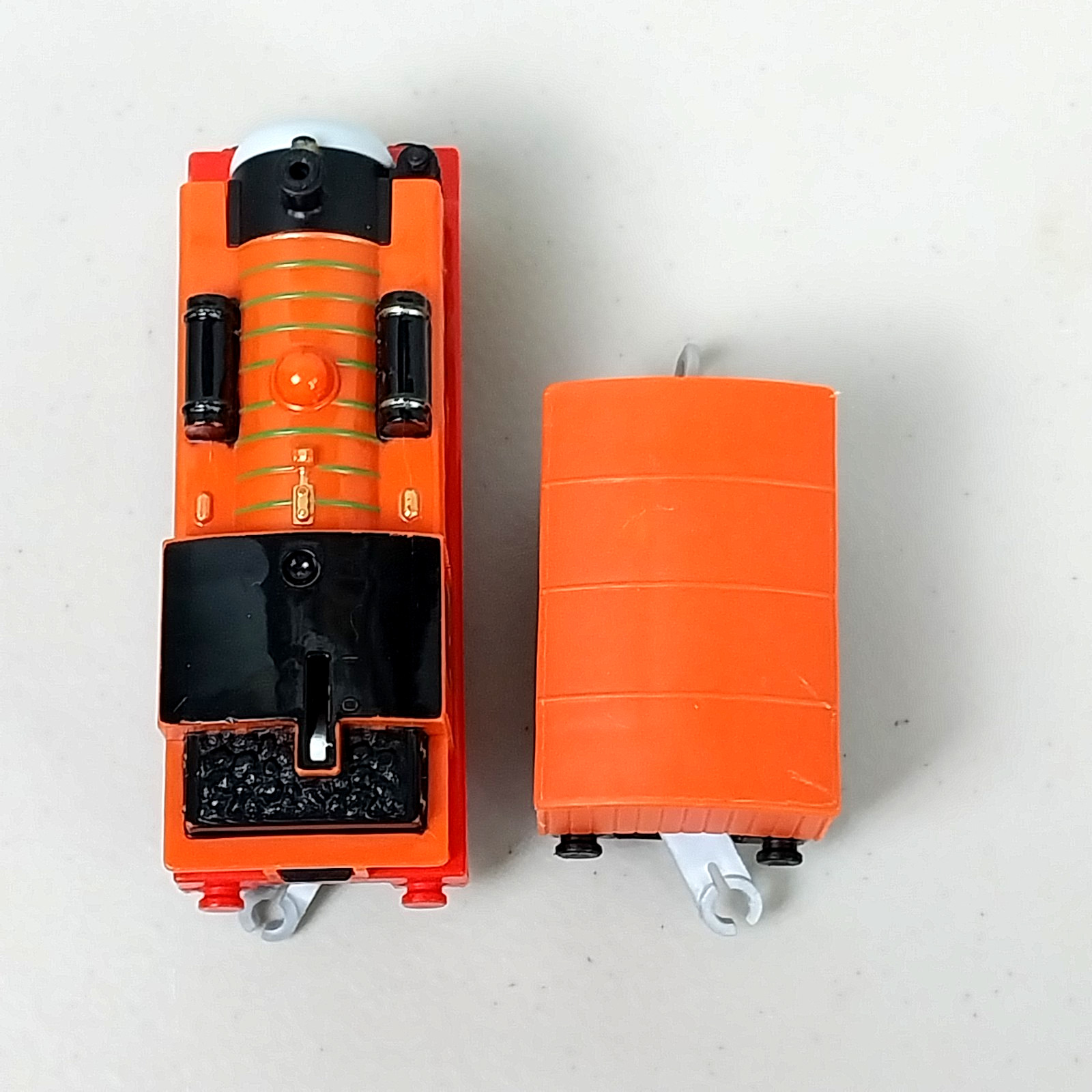 Thomas & Friends Trackmaster Nia Motorized Train with Mail Cargo Car 2013 Mattel
