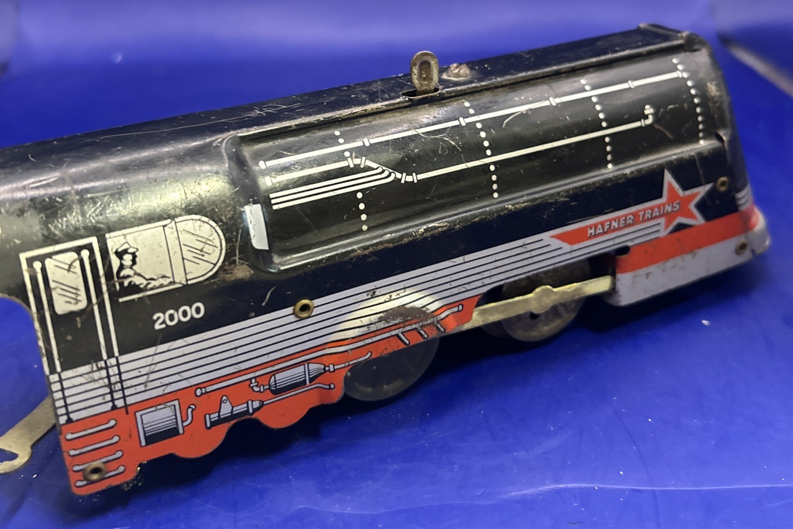 Hafner 2000 O Wind Up Locomotive Train