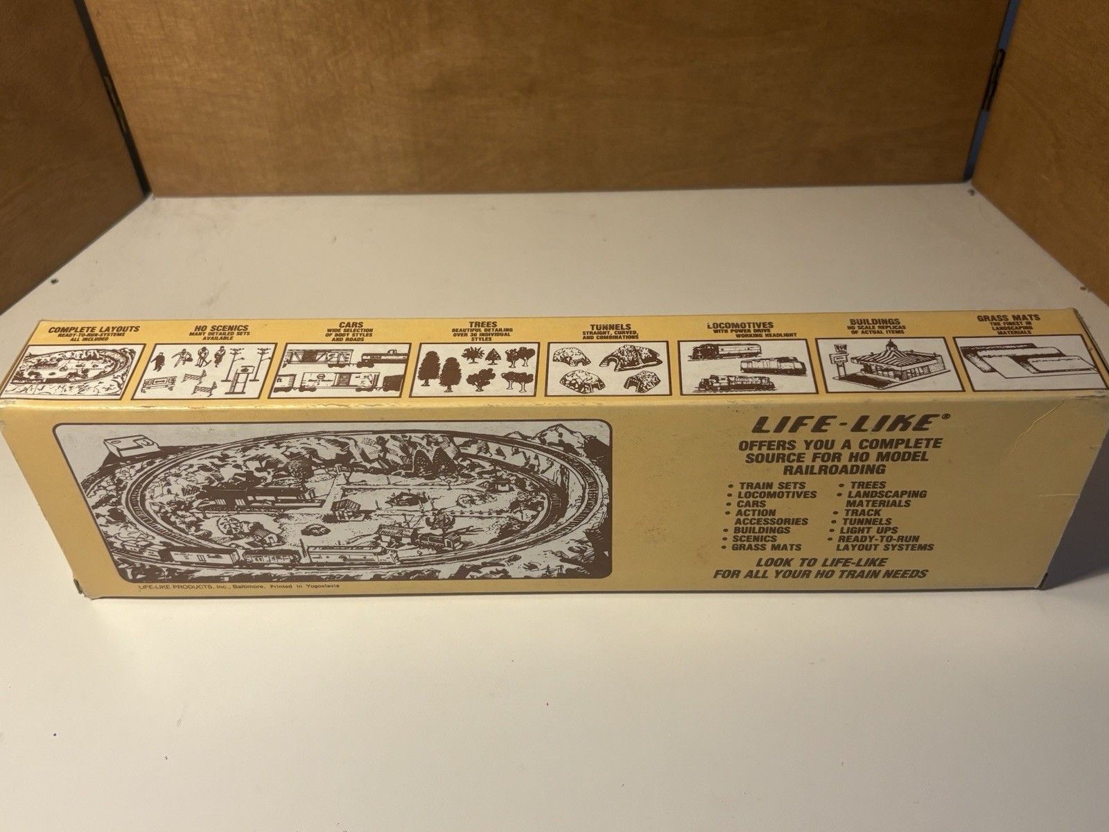 Life-Like HO FP45 Diesel Locomotive Chessie System C&O Powered #8321 NIB