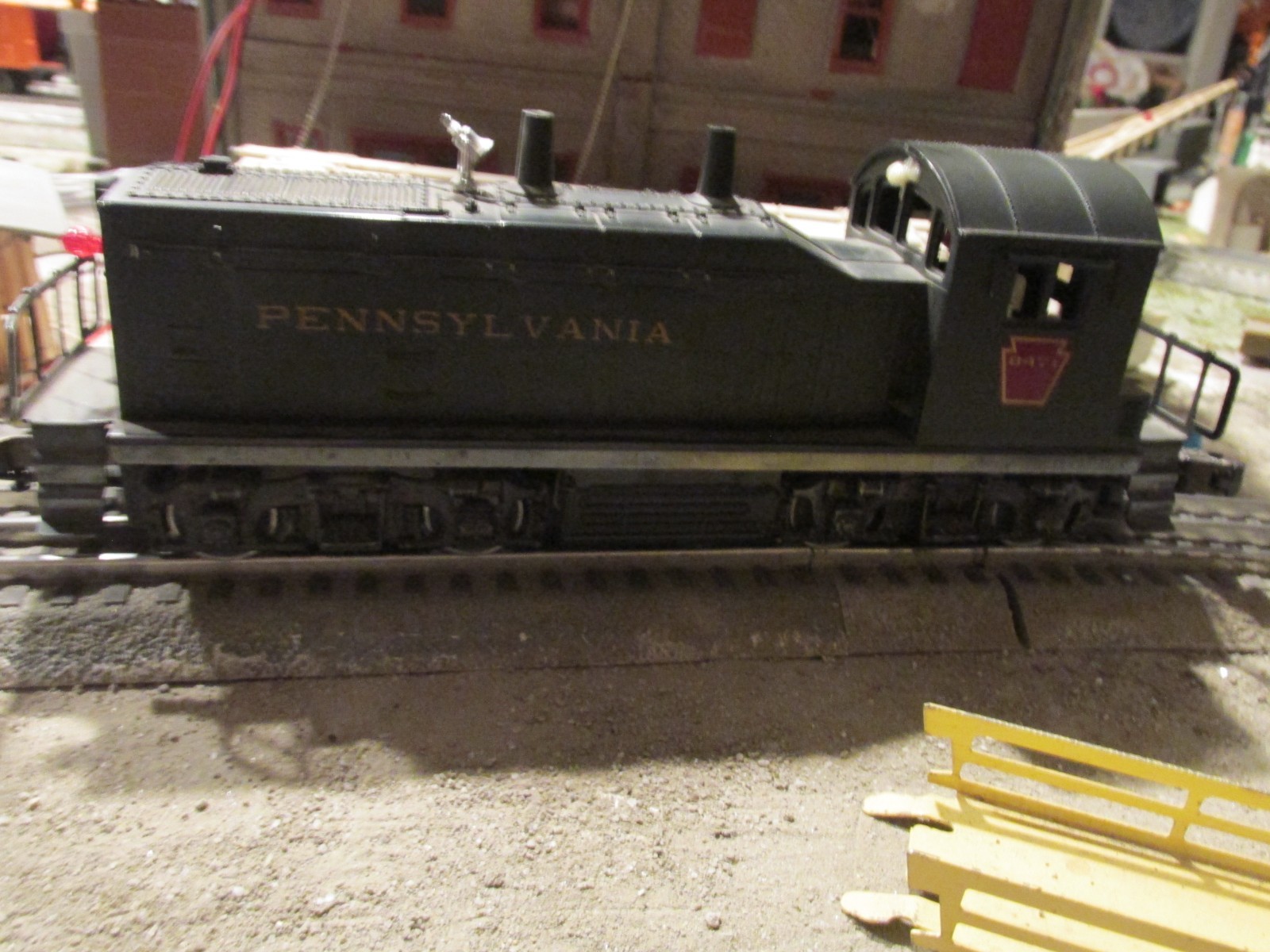 Lionel 1974 NW 2 P.R.R. #8471 Switcher, FREE SHIPPING!