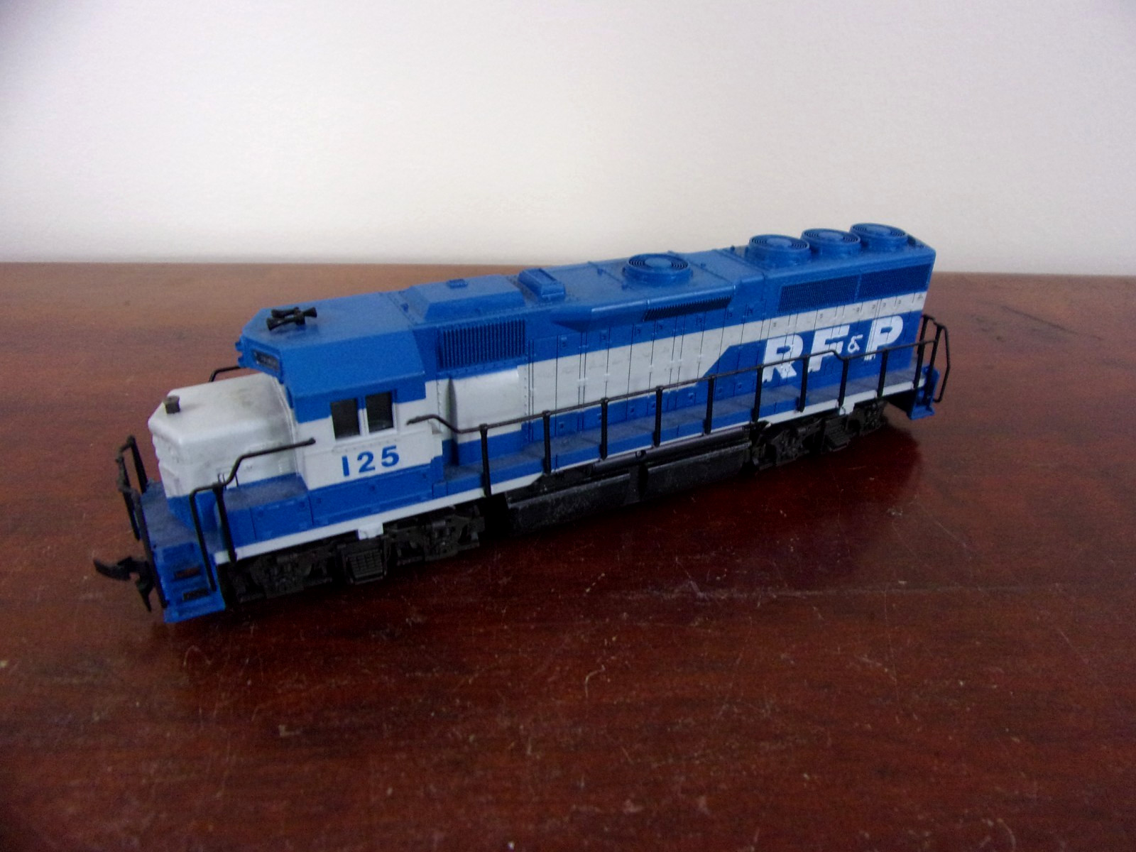 Vintage Atlas GP40 Diesel RF&P Locomotive #7030