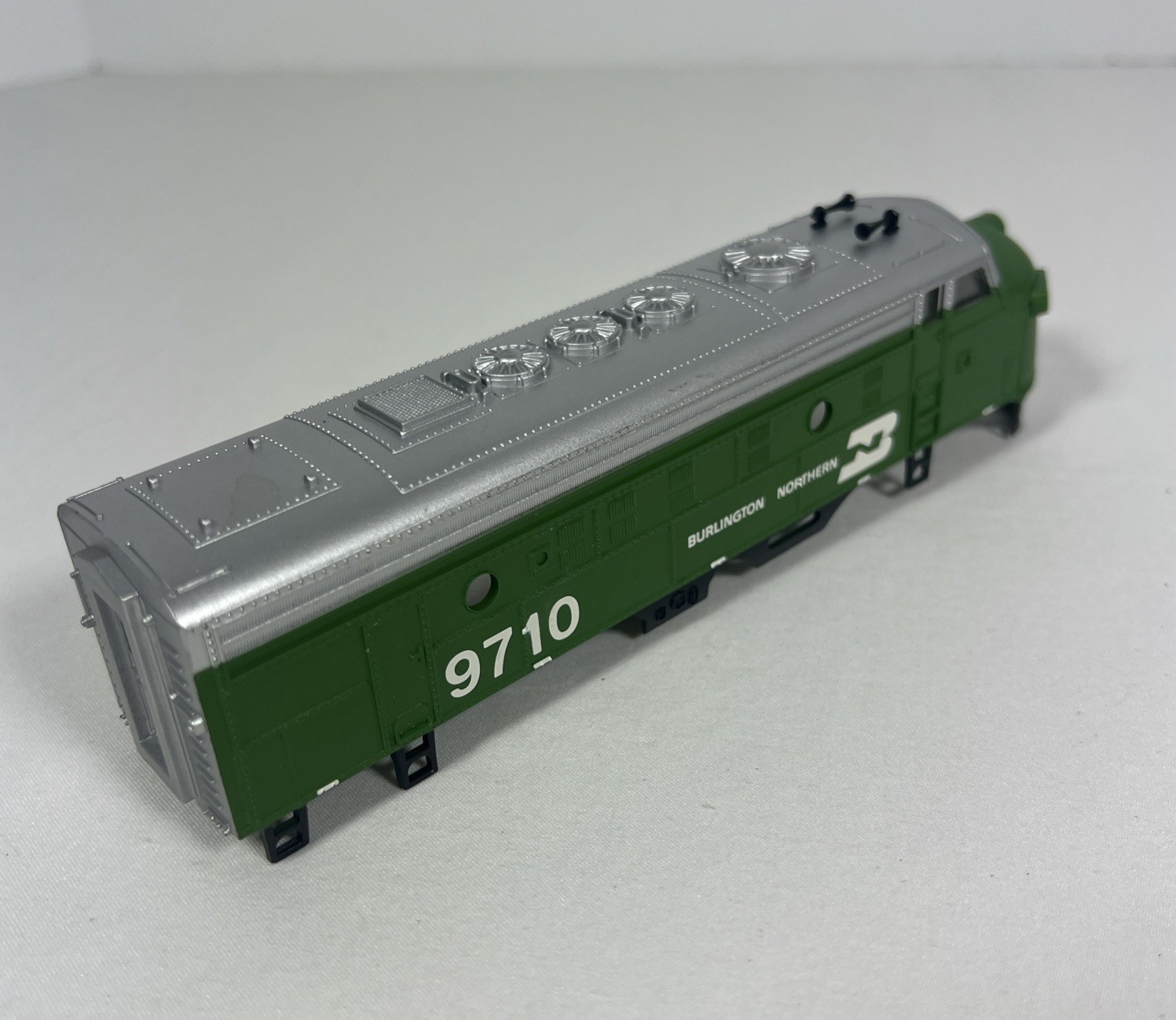 Bachmann HO Burlington Northern BN 9710 F7 Diesel Locomotive Shell Only
