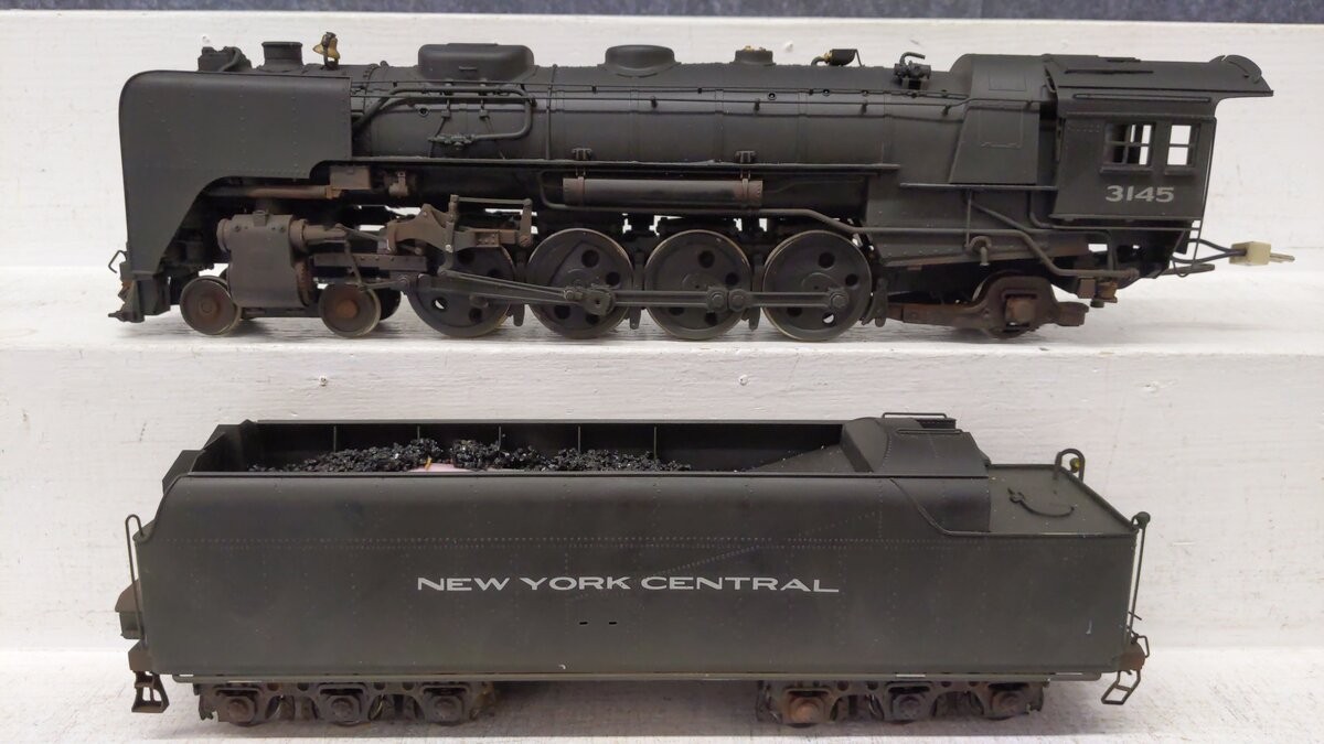 O Scale BRASS NYC 4-8-2 Steam Locomotive & Tender 2 Rail -Painted
