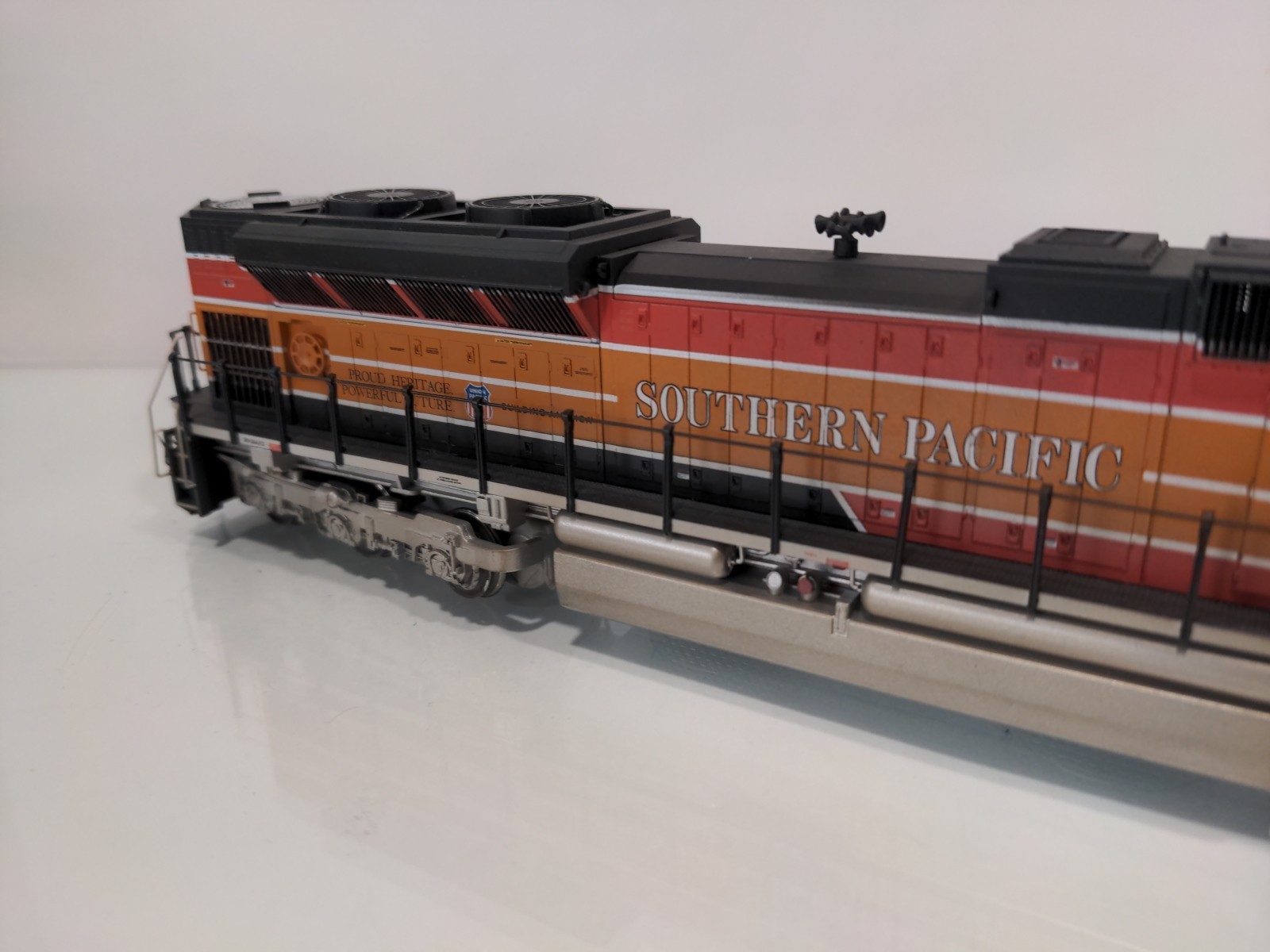 MTH HO Union Pacific Southern Pacific Heritage EMD SD70ACe DC DCC Ready UP 1996