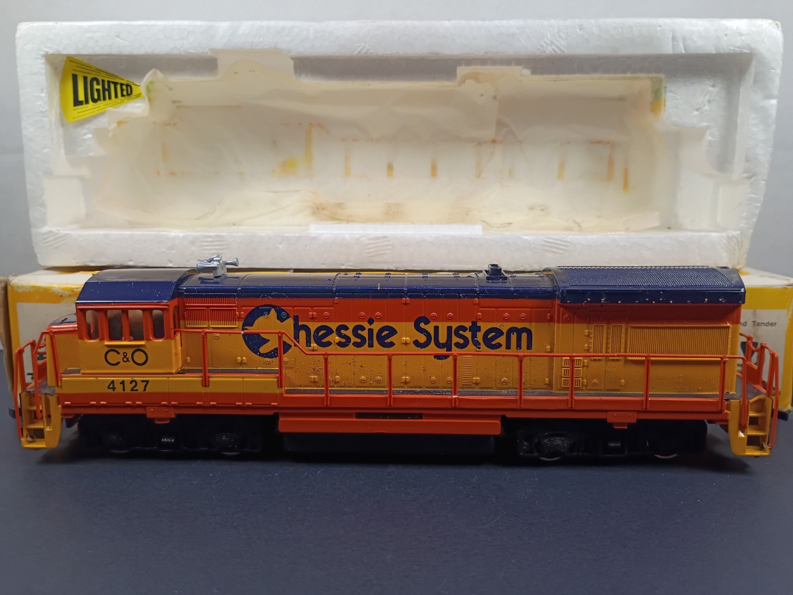 Bachman GE U36B Diesel Locomotive Chassis HO Scale Item 0626 Read
