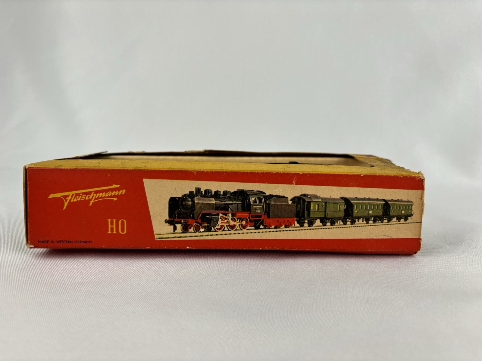 Vintage HO Electric Train Engine- New Haven #1343- FLEISCHMANN- Germany Rare
