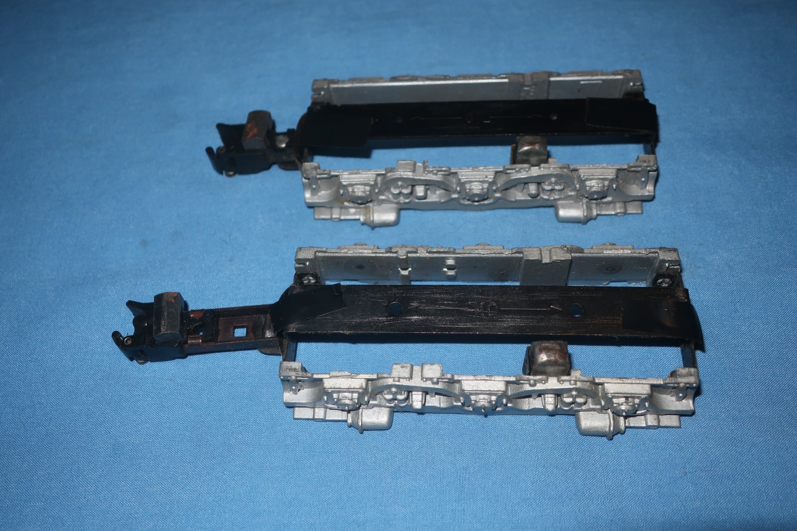 American Flyer Diesel Alco Front & Rear Side Frames w/Knuckle Couplers