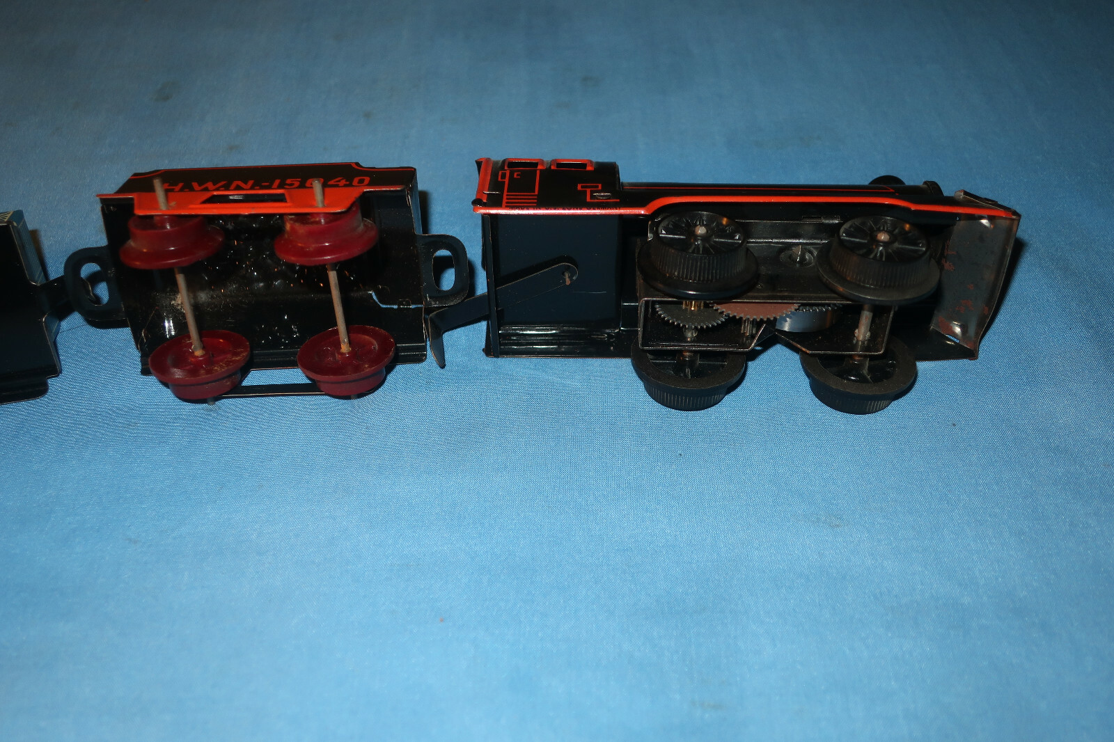 HWN Wind-up Clockwork Tin Litho Steam Locomotive Set. Made in US Zone Germany
