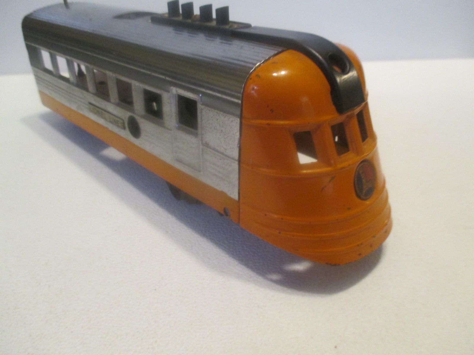 Vintage Lionel Lines Prewar Orange And Chrome Wind Up Streamliner Train Set