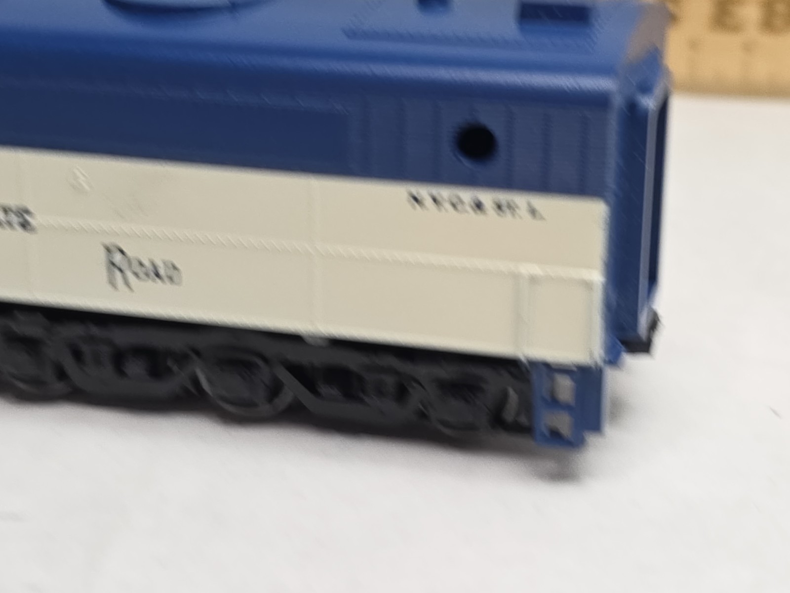 Athearn HO 3310 Nickel Plate Road 182 PA-1 Diesel Loco Clean Needs Motor Mounts
