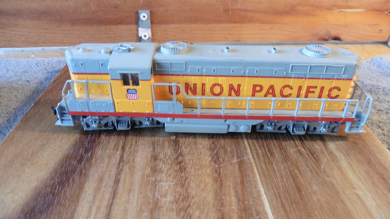 3 Miniature Union Pacific Replica Locomotive Die Cast Trains #3258 #2452 RSO