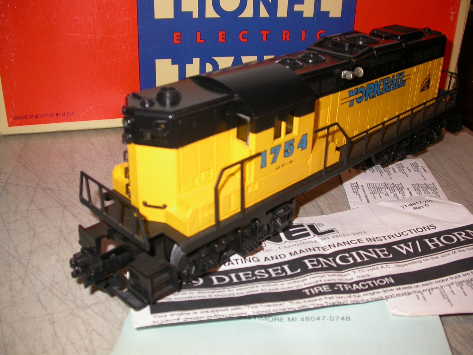Lionel O 027 6-52037 TCA Yorkrail 1754 GP-9 Diesel Locomotive Exc. Runs w/ B