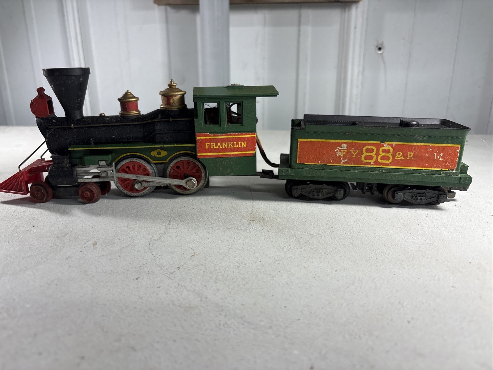 Vintage American Flyer Franklin F.Y. 88 & P. Engine & Tender UNTESTED
