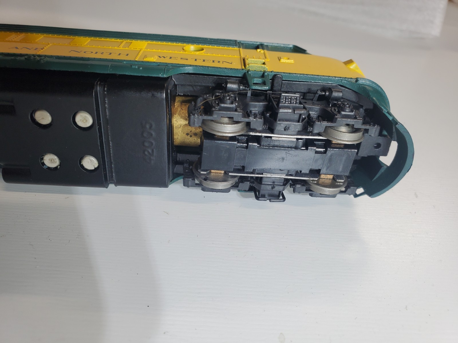 ho Athearn C & NW #4072 F7 Diesel Locomotive-w/Light & Box-Refurb-Runs Good