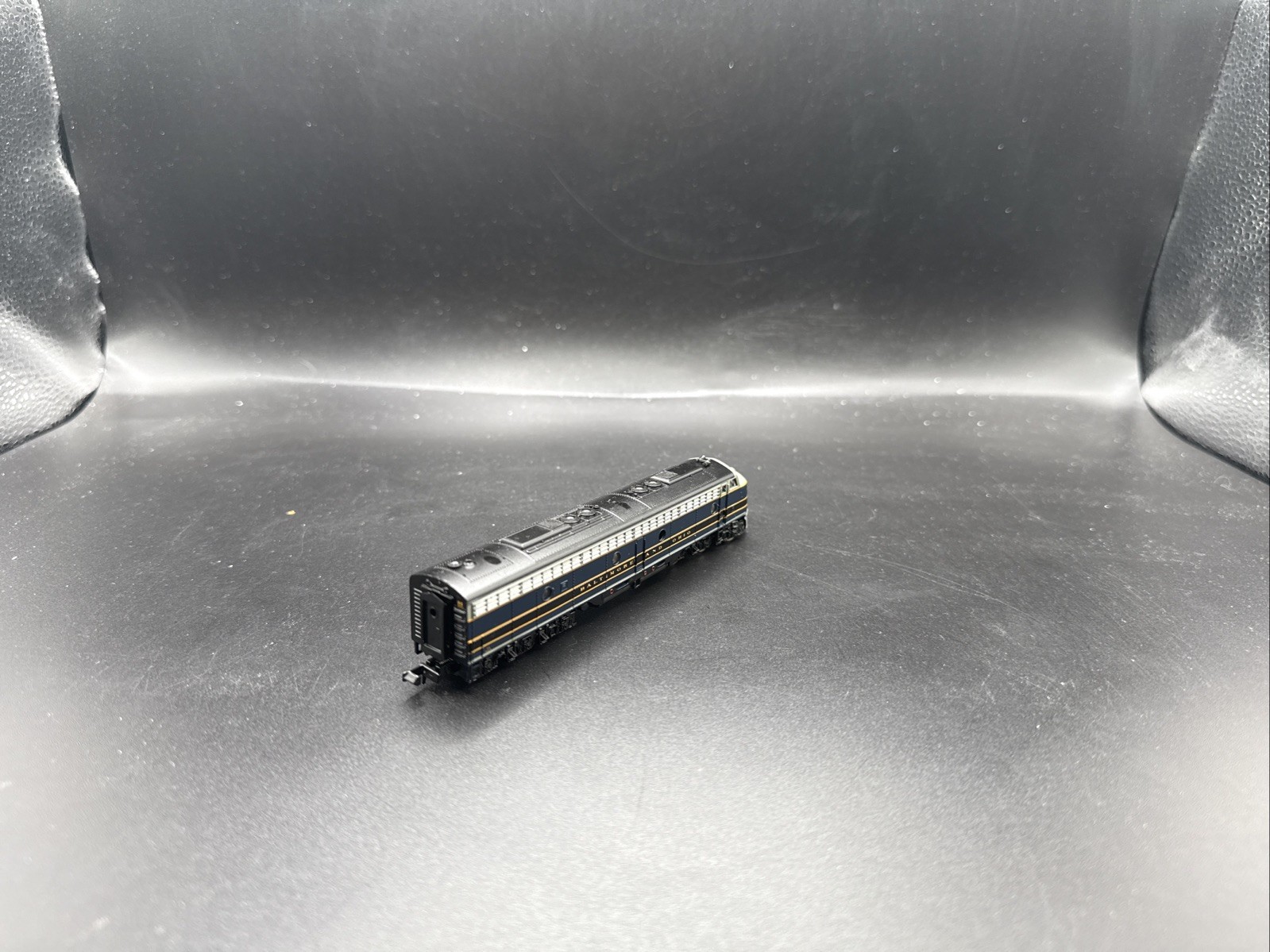 N Scale Life-Like # 7160 Baltimore & Ohio E8 READ F.26