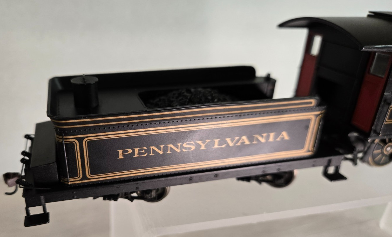 On30 Bachmann Spectrum 25214 2-6-0 Pennsylvania 9687 Steam Locomotive & Tender