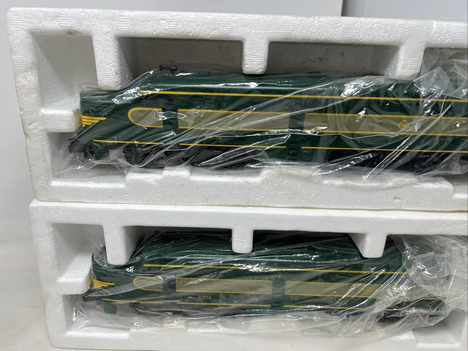 American Flyer Erie Alco A Diesel Power & Dummy Units Set S Gauge 4-8251 EX/BOX