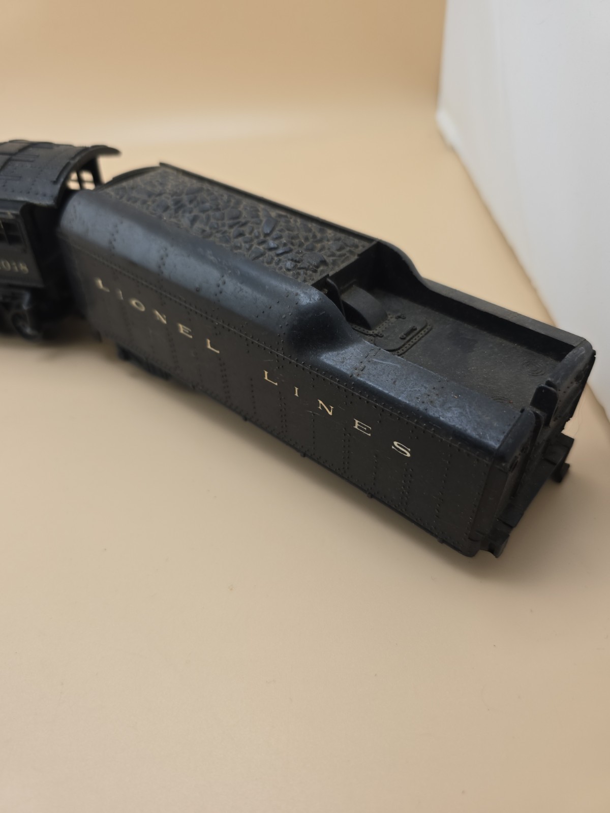 Vintage Lionel Locomotive #2018 Post War Die Cast UNTESTED