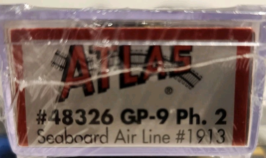 Atlas N Scale GP9 Ph. 2 Diesel Engine Seaboard Air Line #1913