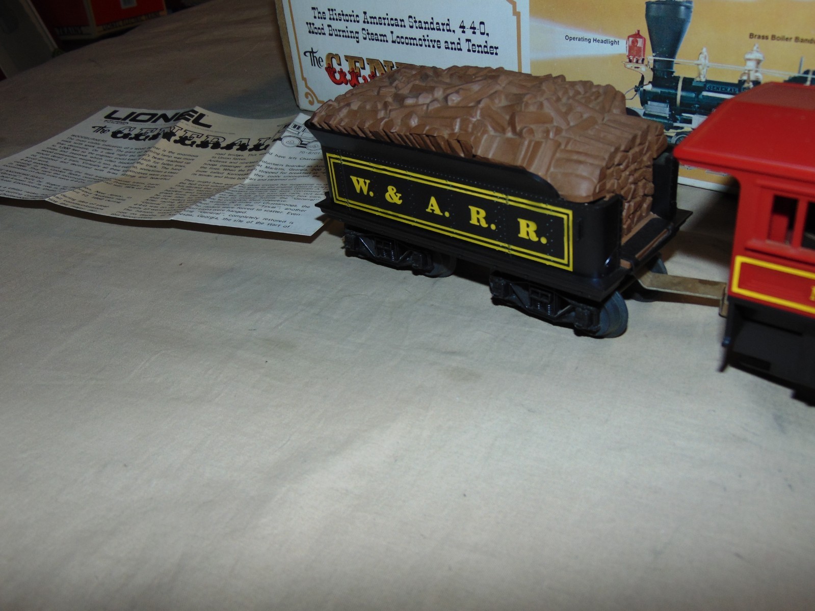 LIONEL O 8701 GENERAL STEAM ENGINE WITH SMOKE IN ORIGINAL BOX