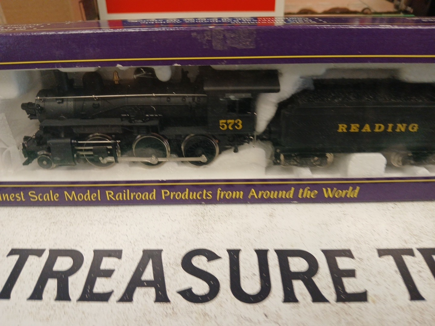 HO Scale IHC M9511 Reading 2-8-0 Consolidation Loco & Tender #573 New Old Stock