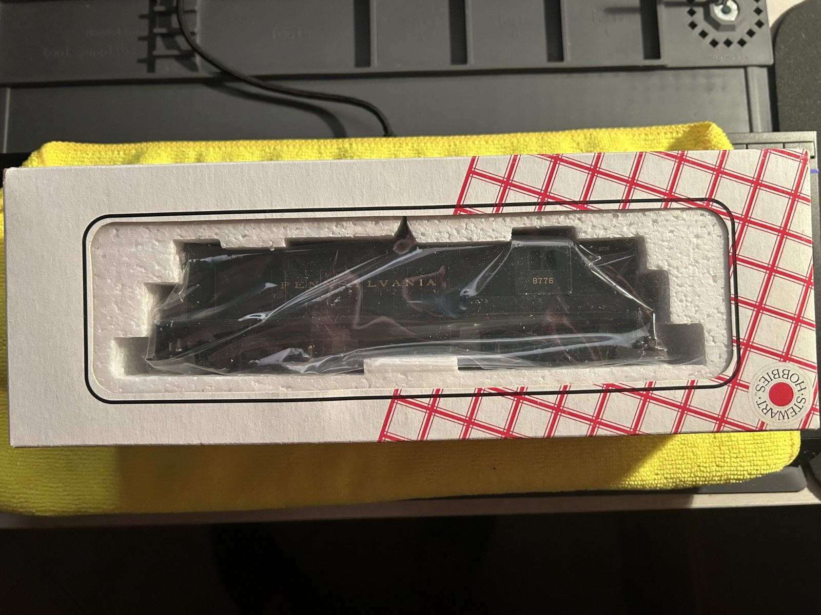 Stewart Hobbies HO 4607 Baldwin RS12 Pennsylvania Diesel Powered Locomotive NIB