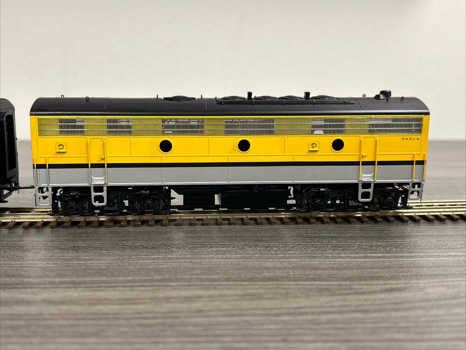 Oriental Limited HO Brass F9AB Diesel Locomotive Set D&RGW Factory Painted/LNIB!