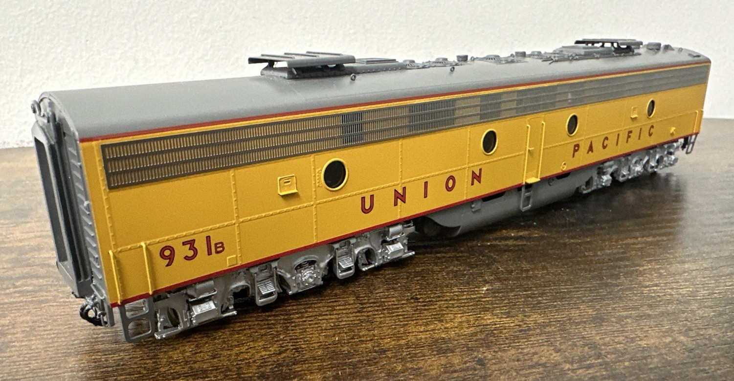 Challenger Imports, Ltd. HO Brass #2467.1x Union Pacific E9B #931B Factory Paint