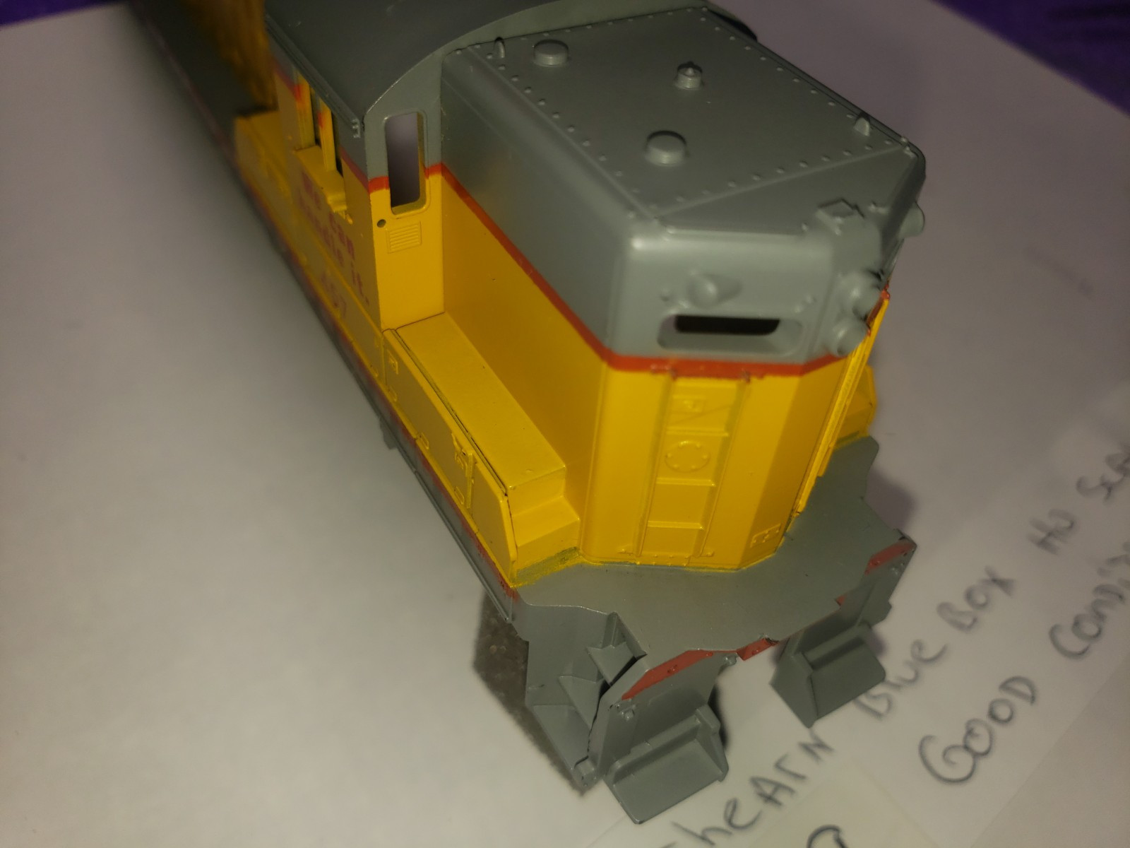 SD9 SHELL ONLY UNION PACIFIC 457 ATHEARN HO SCALE 3826 NO LENSES