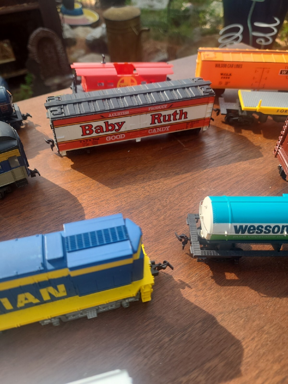 16 Pc. Trains ASSORTMENT + LIFE-LIKE Hobby Transformer SANTA FE VIRGINIAN others