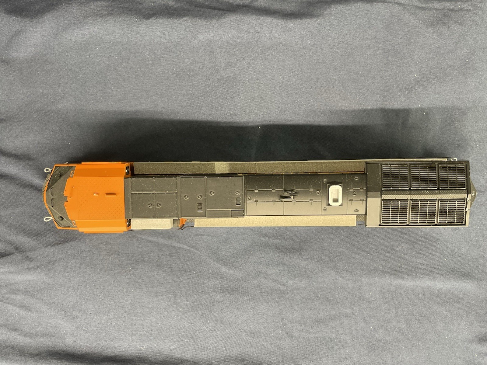 BNSF “H3 repaint” – HO Dash 8-40CW LOCOMOTIVE Atlas Master With DCC And Sound