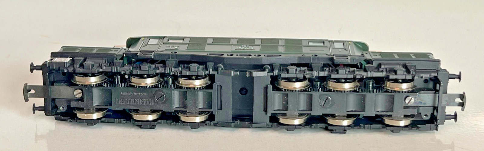 Kleinbahn HO Scale OBB Austrian Railways 1020 “Krokodil” Electric Locomotive