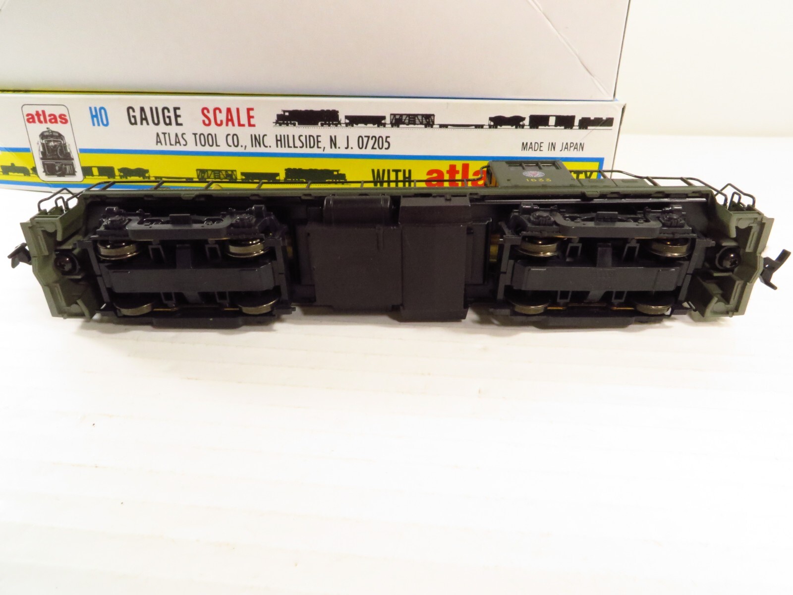 Atlas HO 8153 RS-3 Diesel Loco Seaboard Air Line #1633, Made in Japan, NEW, RARE