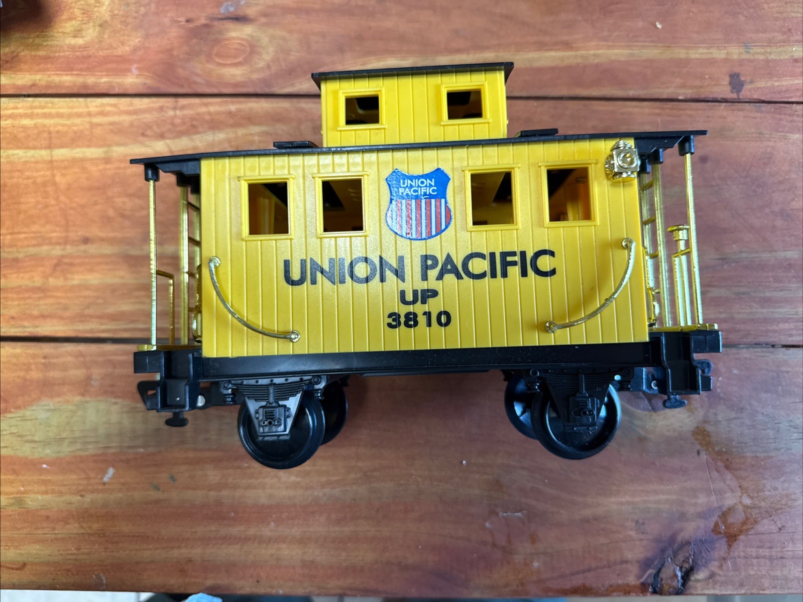 Scientific Toys Model Trains Pennsylvania 9714, Whole Set & REMOTE