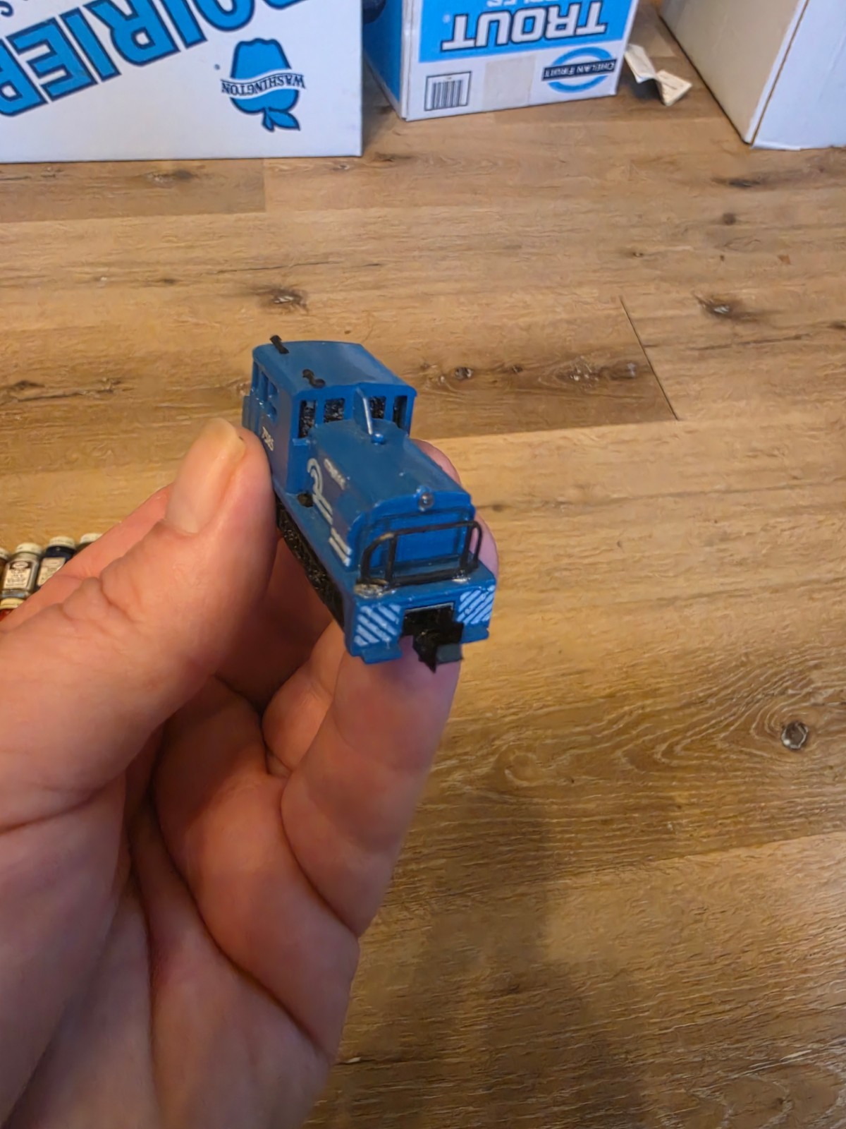 Vintage Model Power N Scale Conrail Plymouth Diesel Switcher Engine #7585