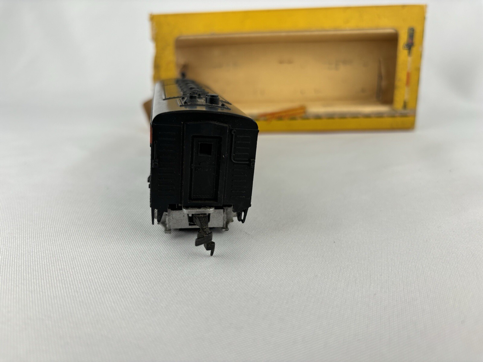Vintage HO Electric Train Engine- New Haven #1343- FLEISCHMANN- Germany Rare